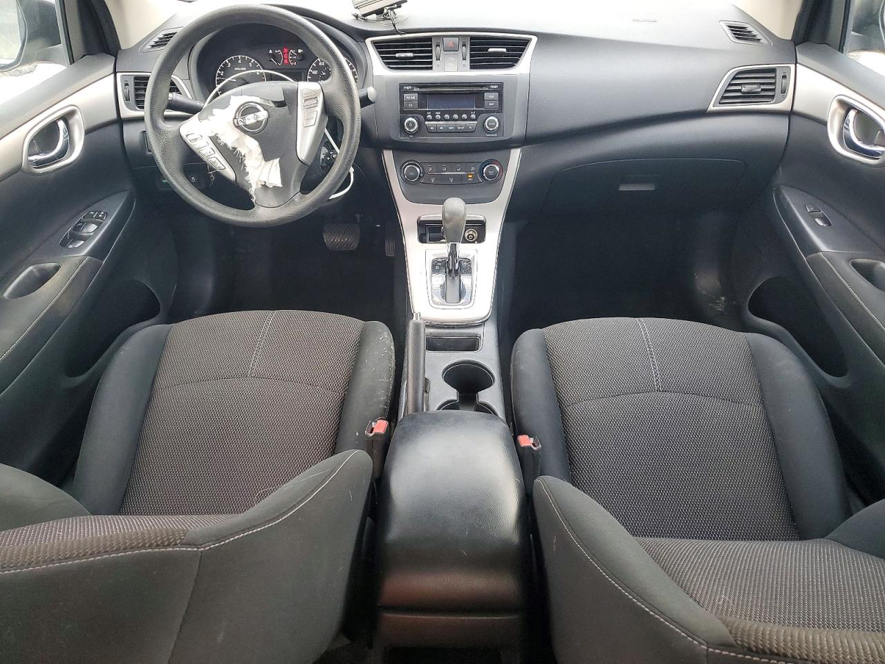 2015 NISSAN SENTRA S photo 8
