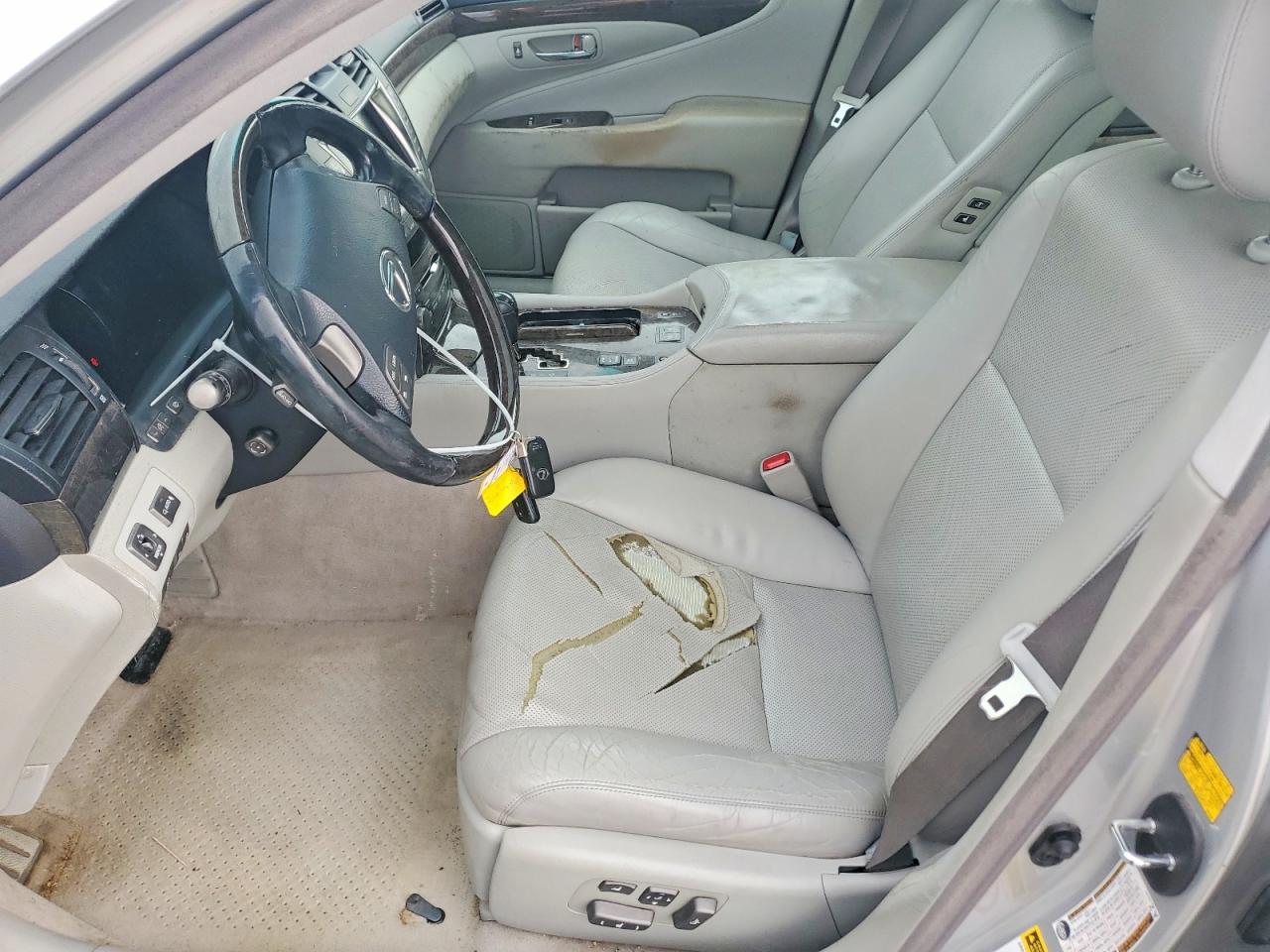 2008 LEXUS LS 460 photo 7