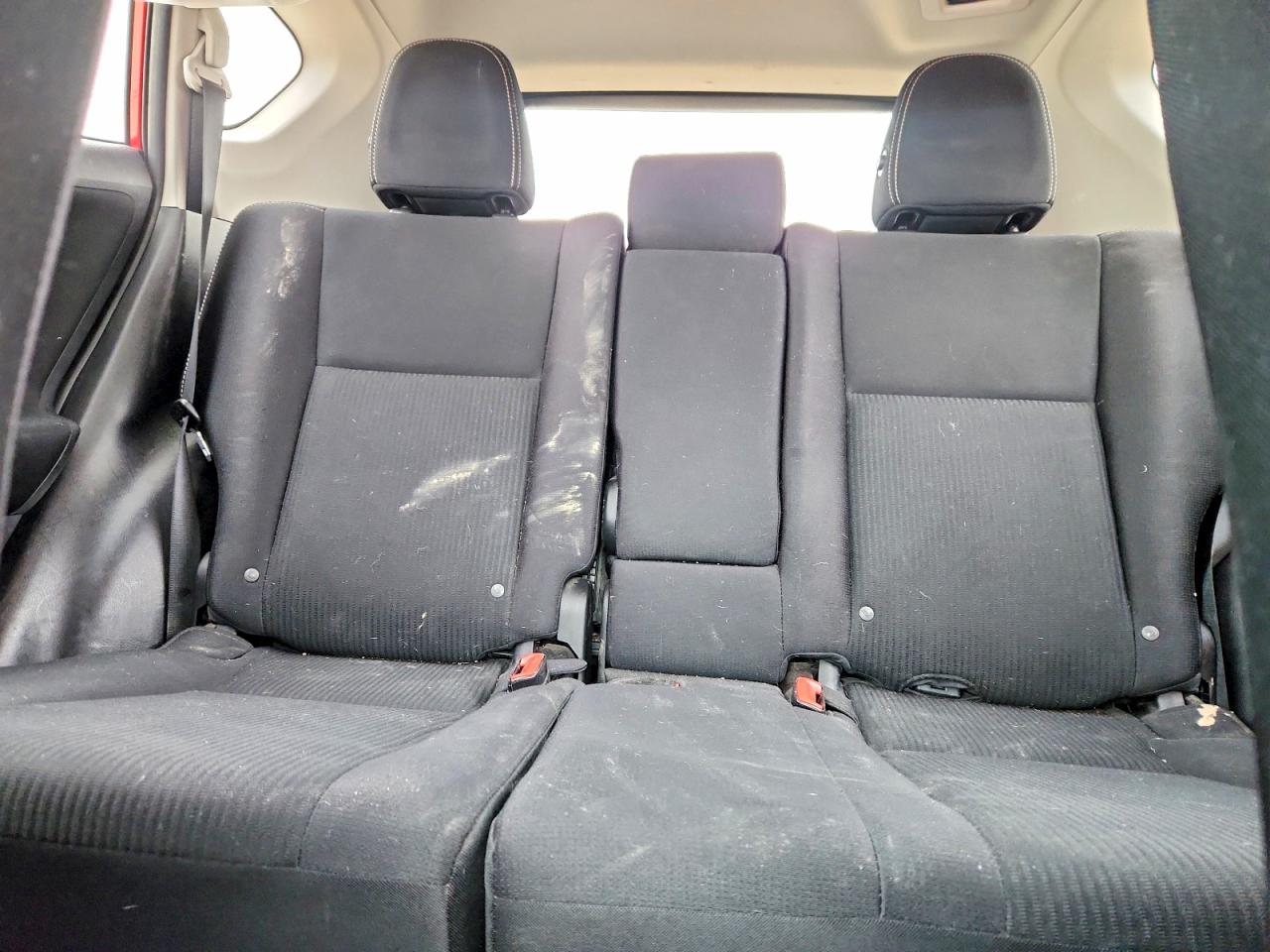 2013 TOYOTA RAV4 XLE photo 10