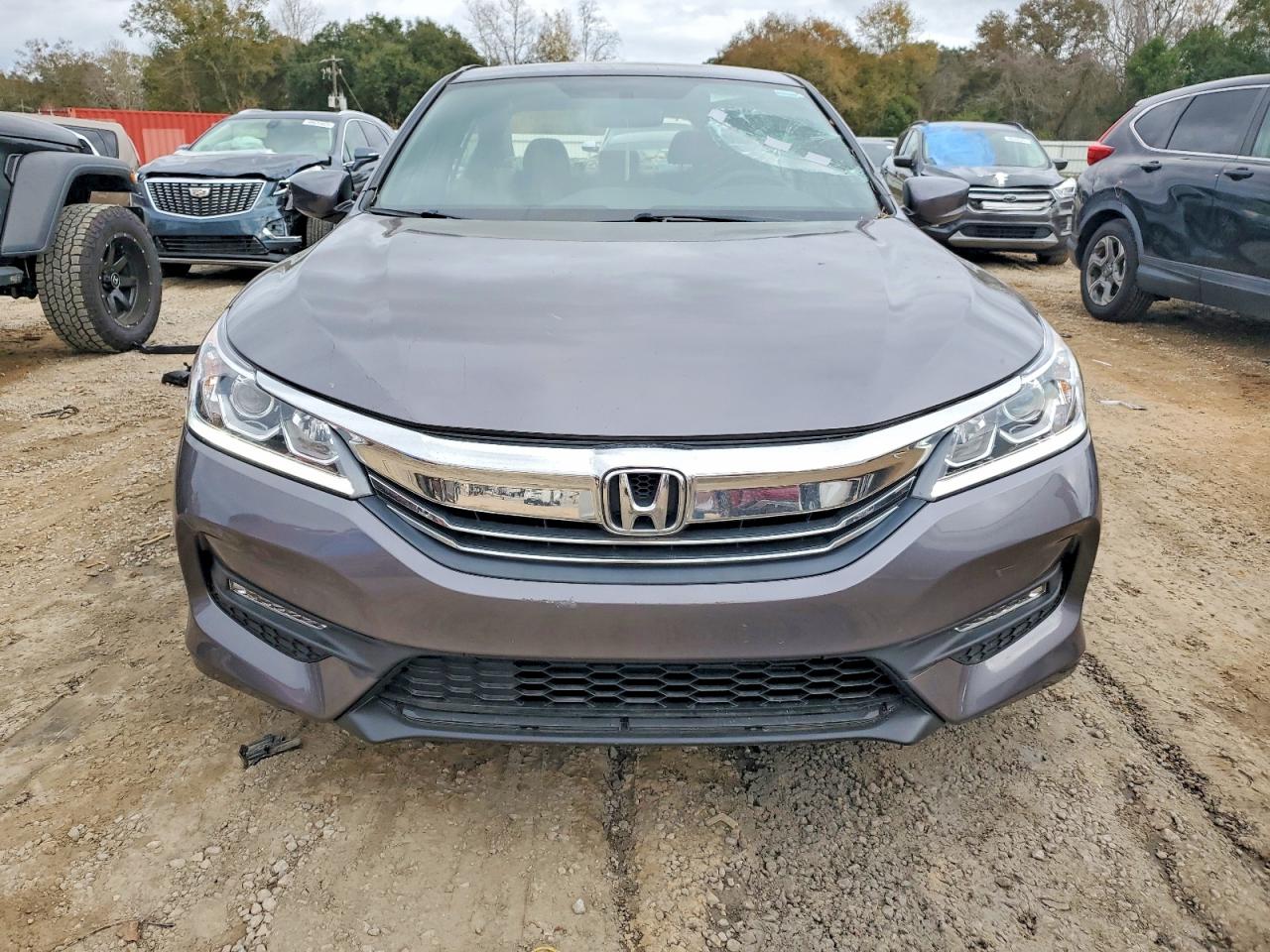 2017 HONDA ACCORD SPORT photo 5