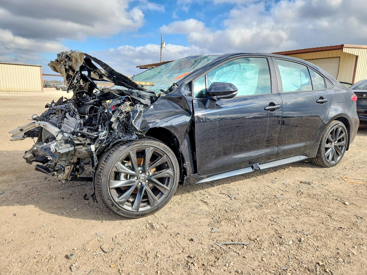 2025 TOYOTA COROLLA