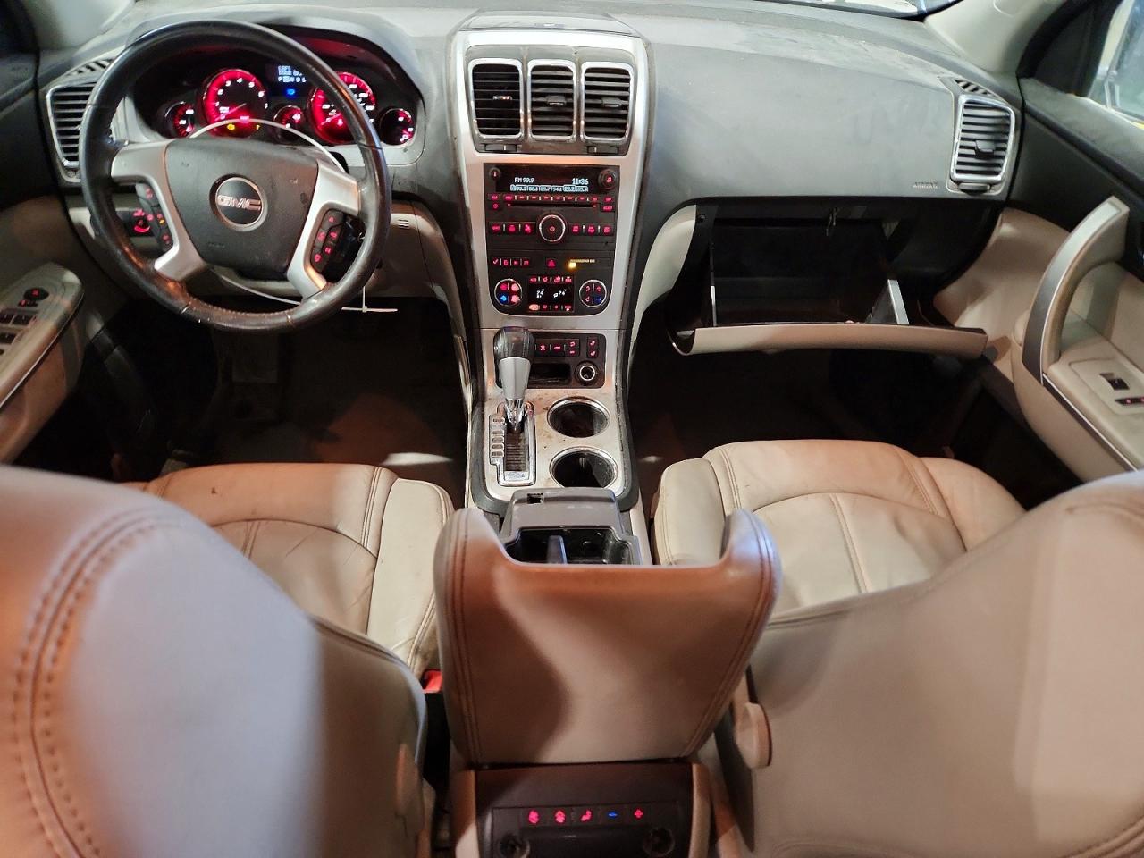 2010 GMC ACADIA SLT-1 photo 8