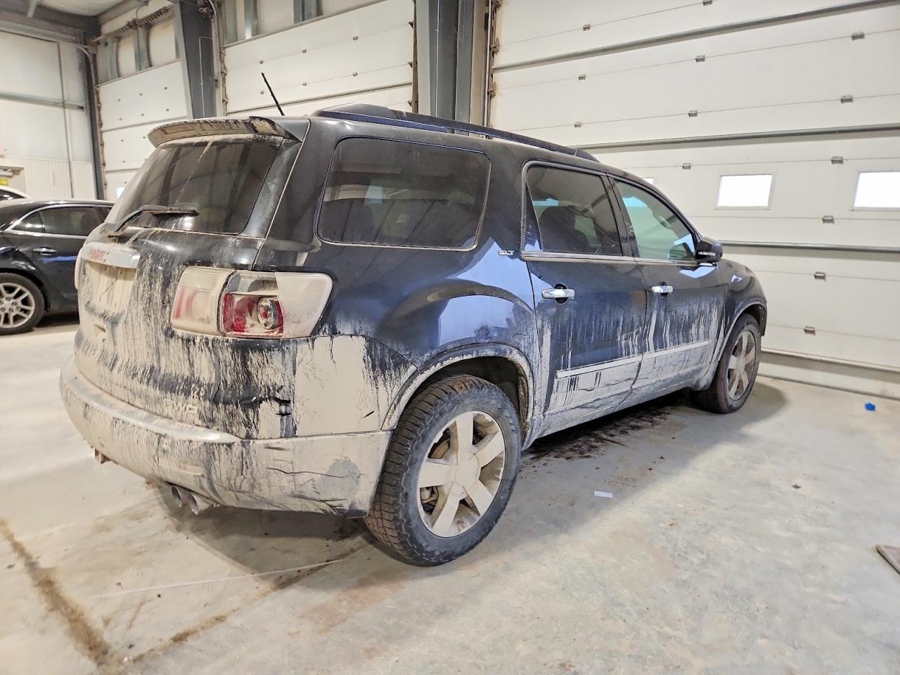 2010 GMC ACADIA SLT-1 photo 3