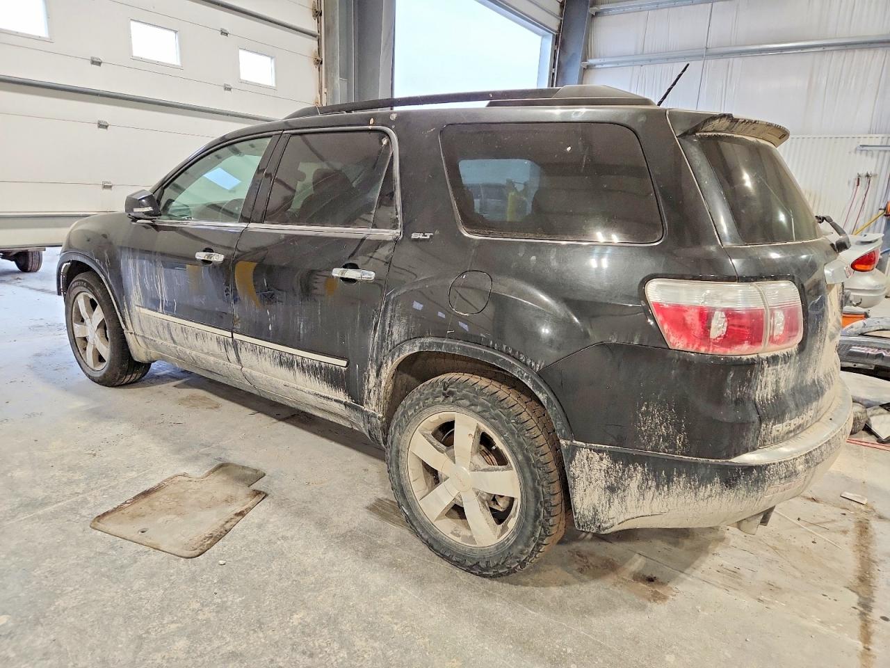 2010 GMC ACADIA SLT-1 photo 2