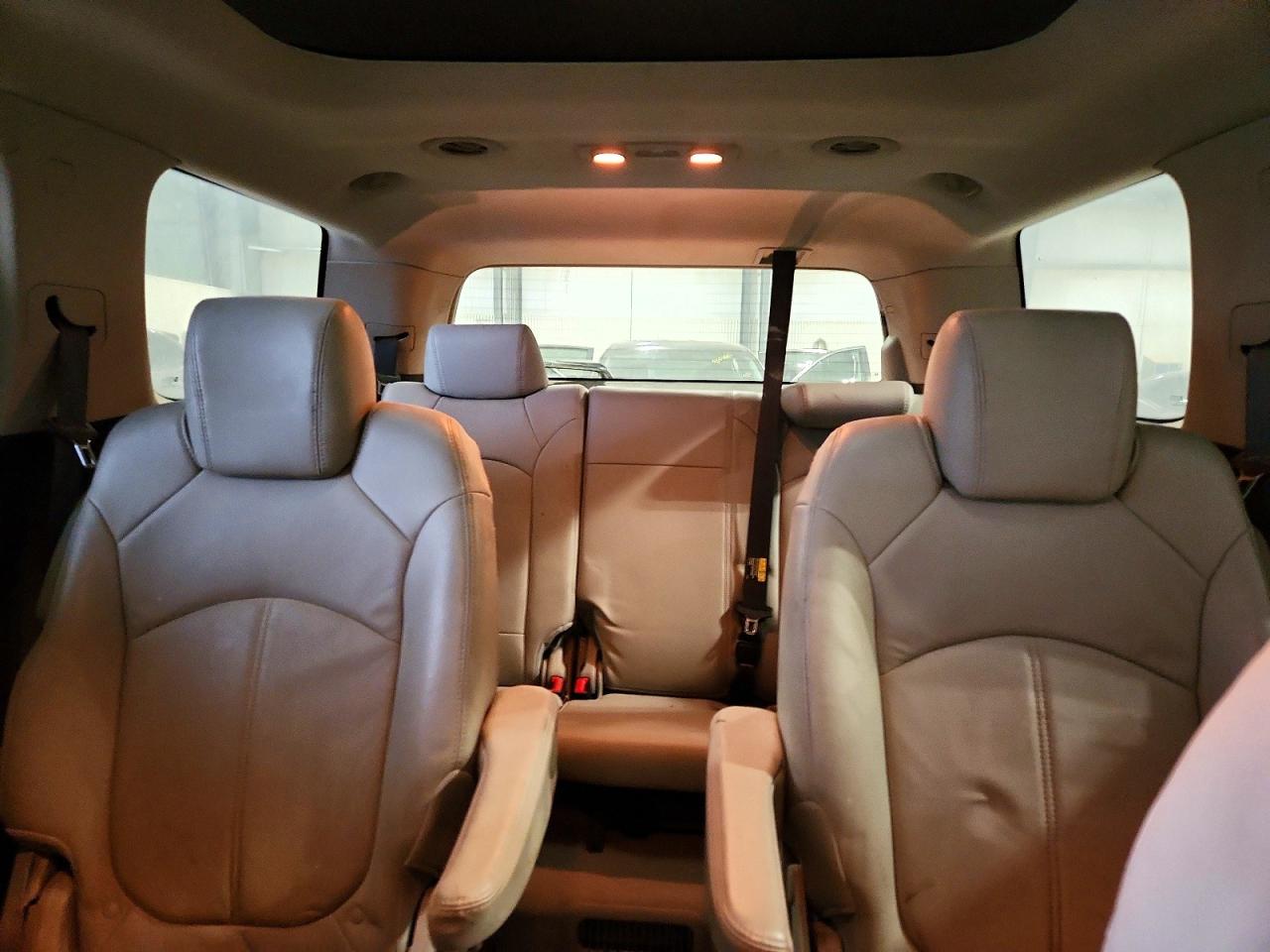 2010 GMC ACADIA SLT-1 photo 10