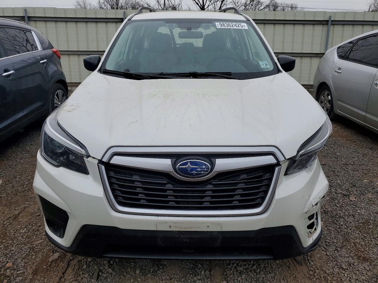2021 SUBARU FORESTER photo 5