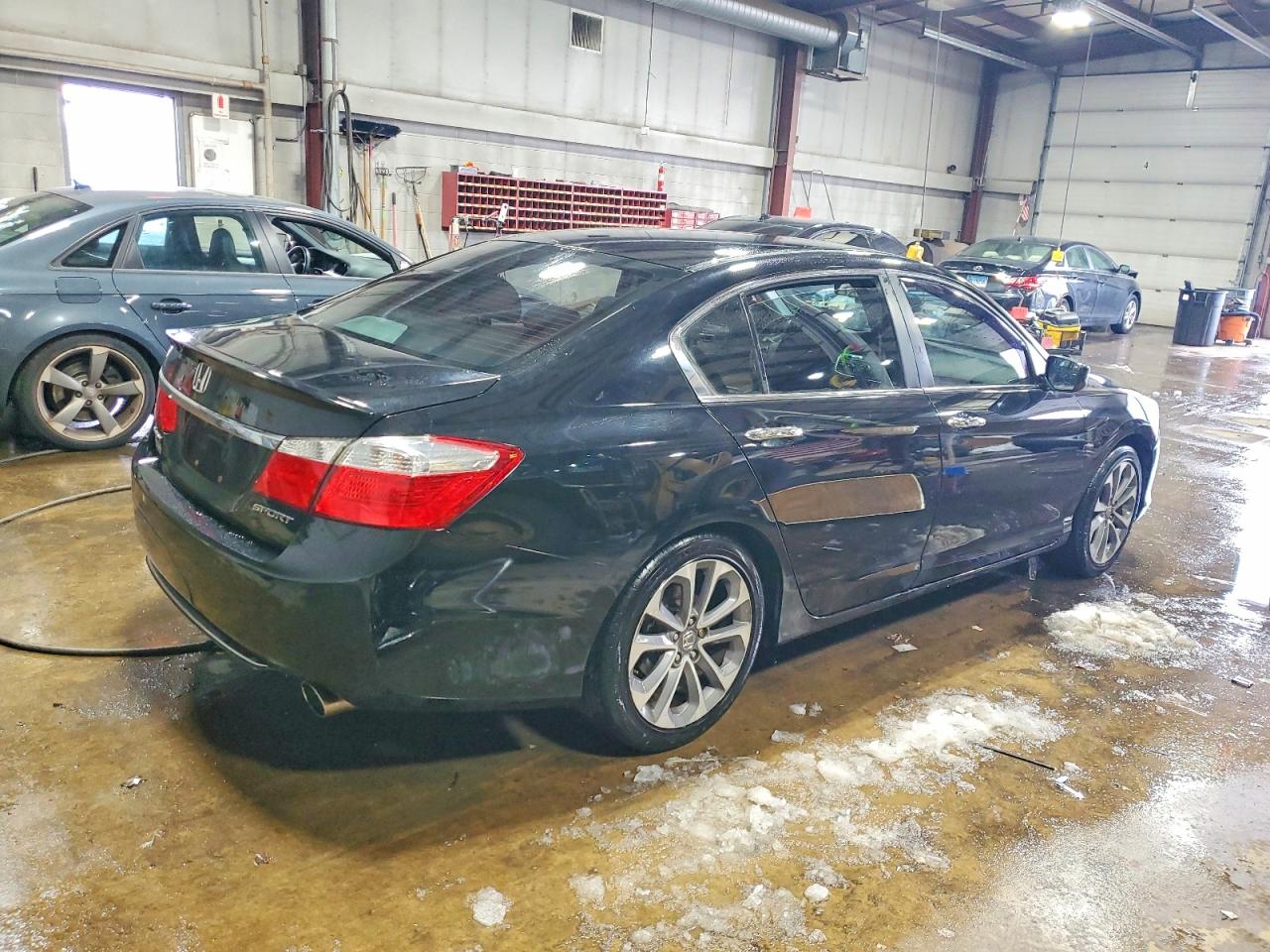 2013 HONDA ACCORD SPORT photo 3