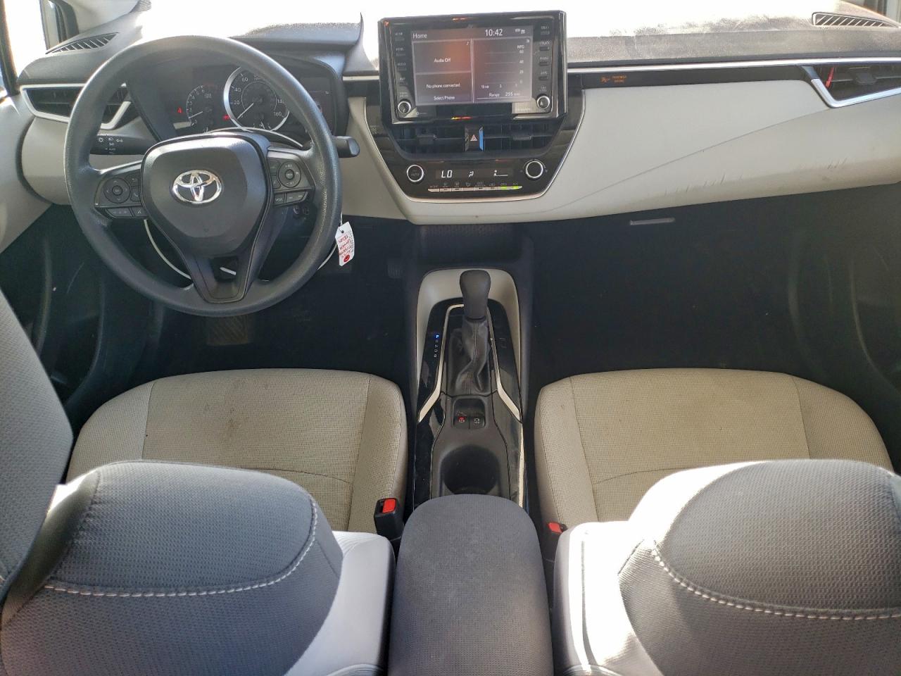 2022 TOYOTA COROLLA LE photo 8
