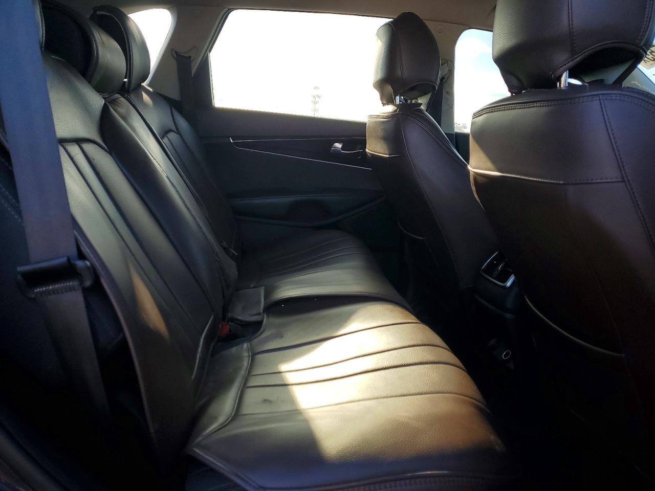 2017 KIA SORENTO LX photo 11