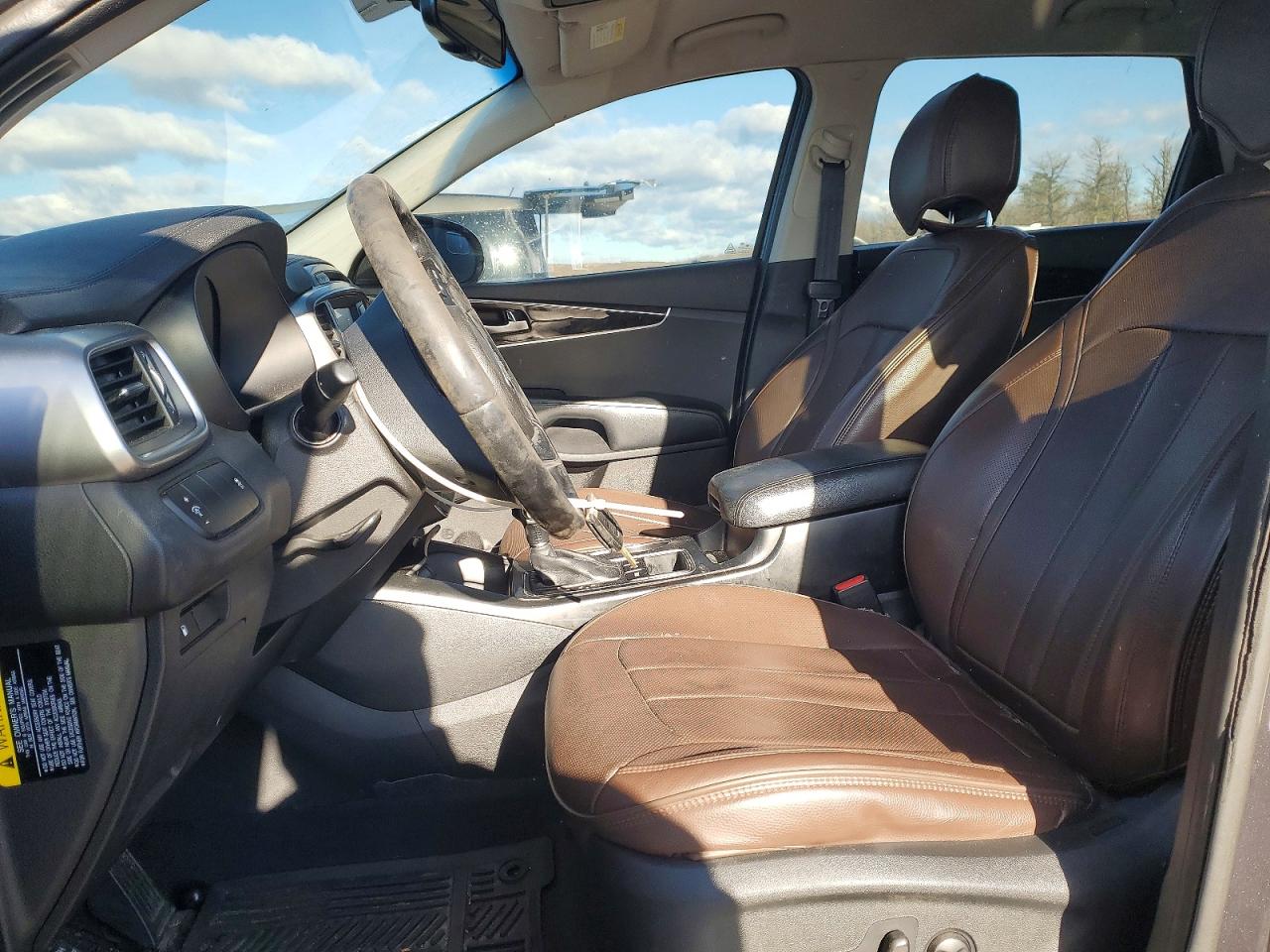 2017 KIA SORENTO LX photo 7