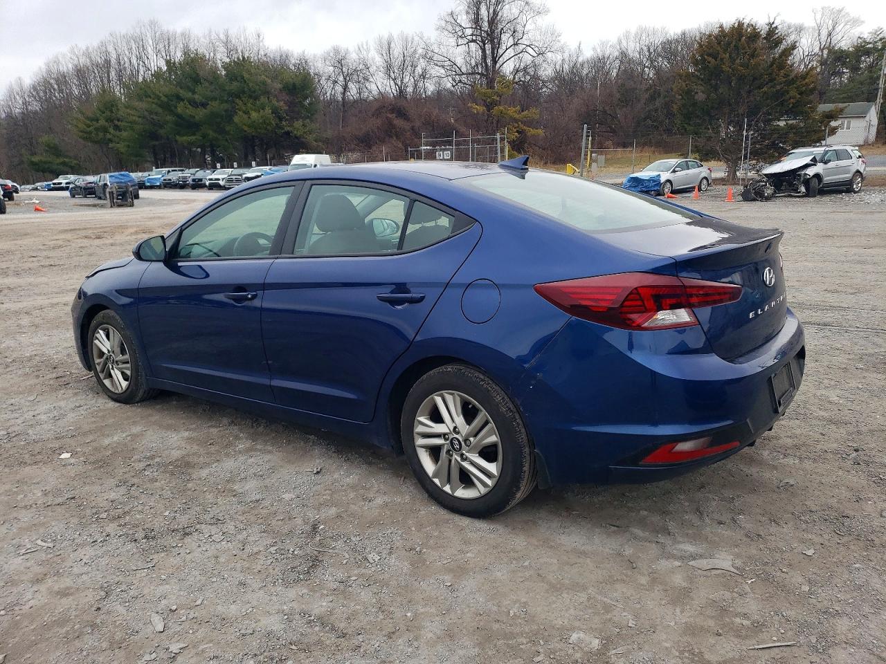 2020 HYUNDAI ELANTRA SEL photo 2