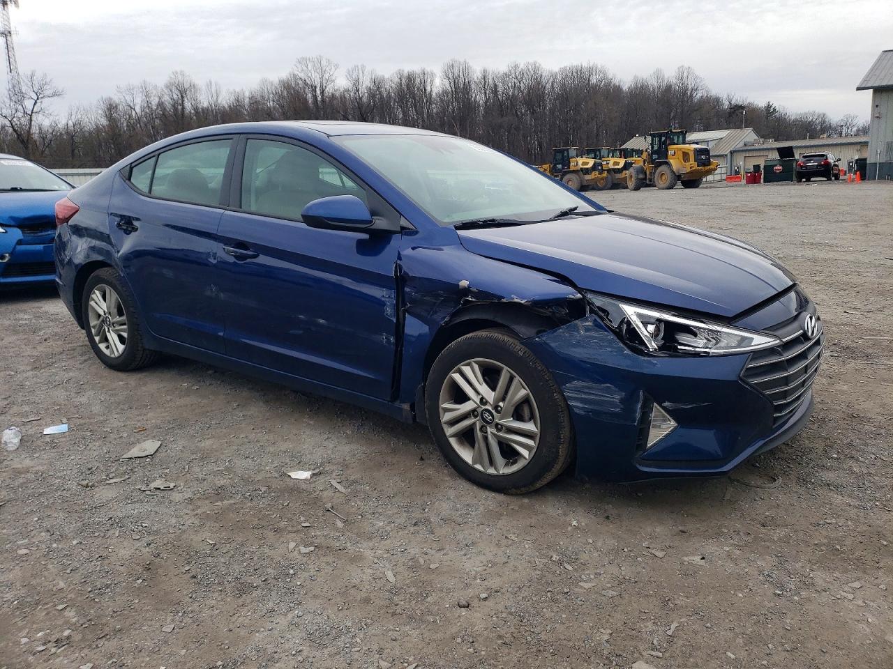 2020 HYUNDAI ELANTRA SEL photo 4