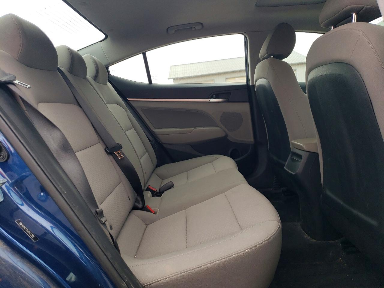 2020 HYUNDAI ELANTRA SEL photo 10