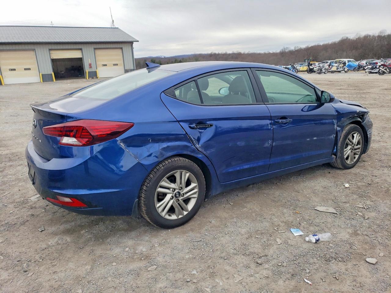 2020 HYUNDAI ELANTRA SEL photo 3