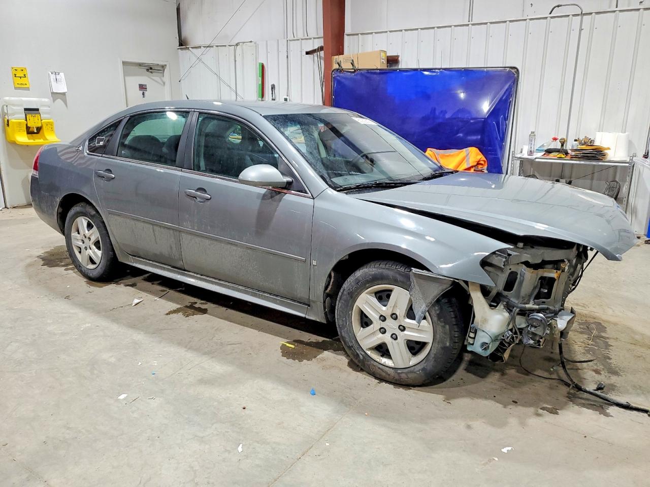 2009 CHEVROLET IMPALA LS photo 4