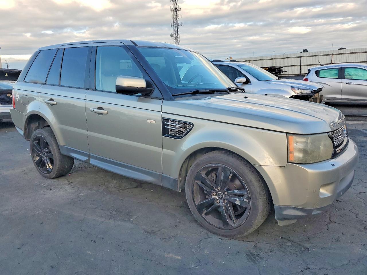 2013 LAND ROVER RANGE ROVER SPORT HSE LUXURY photo 4