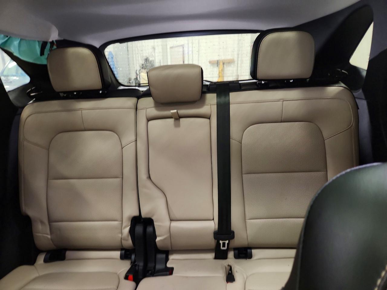 2022 FORD ESCAPE SEL photo 10
