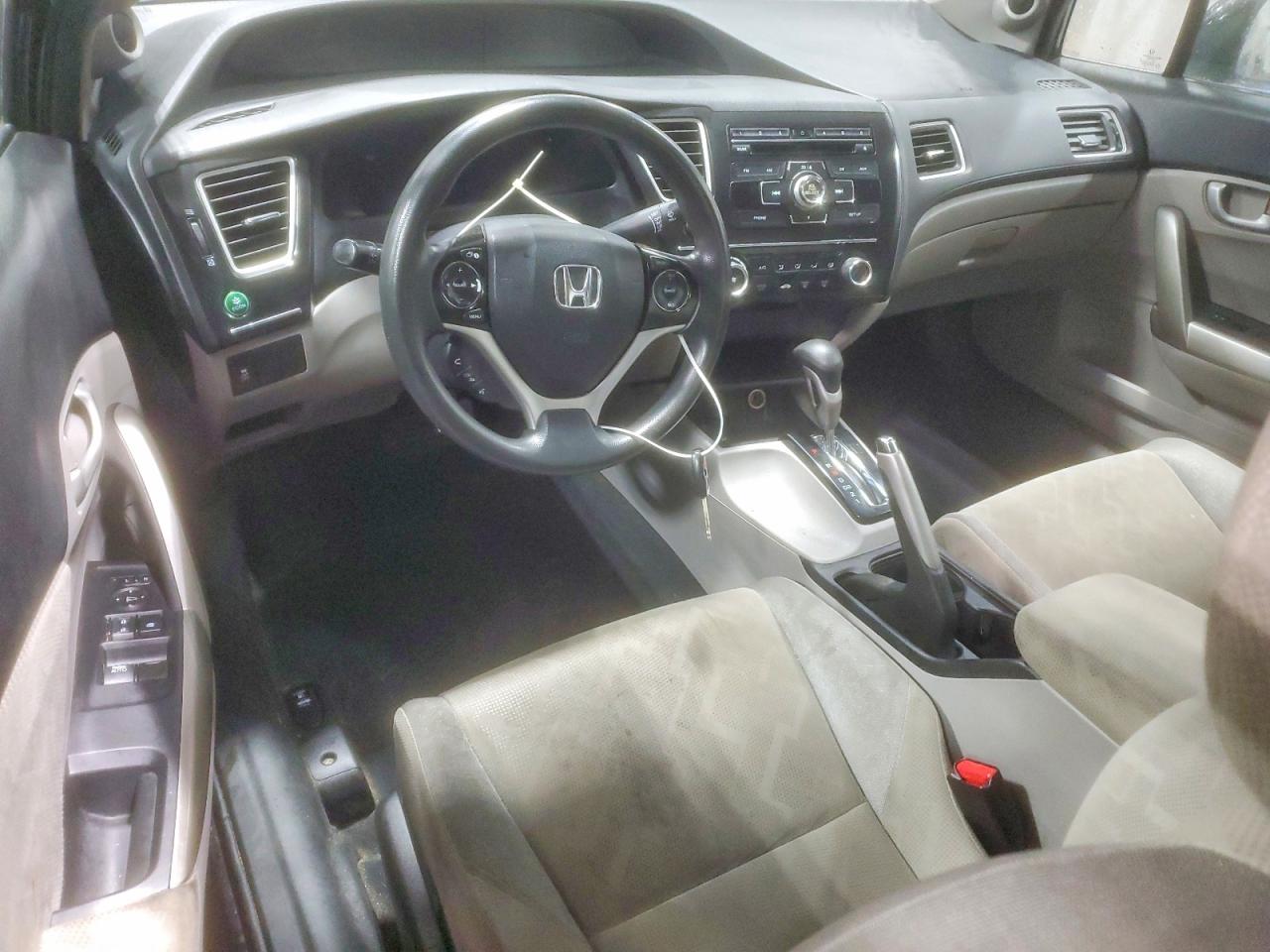 2013 HONDA CIVIC LX photo 8