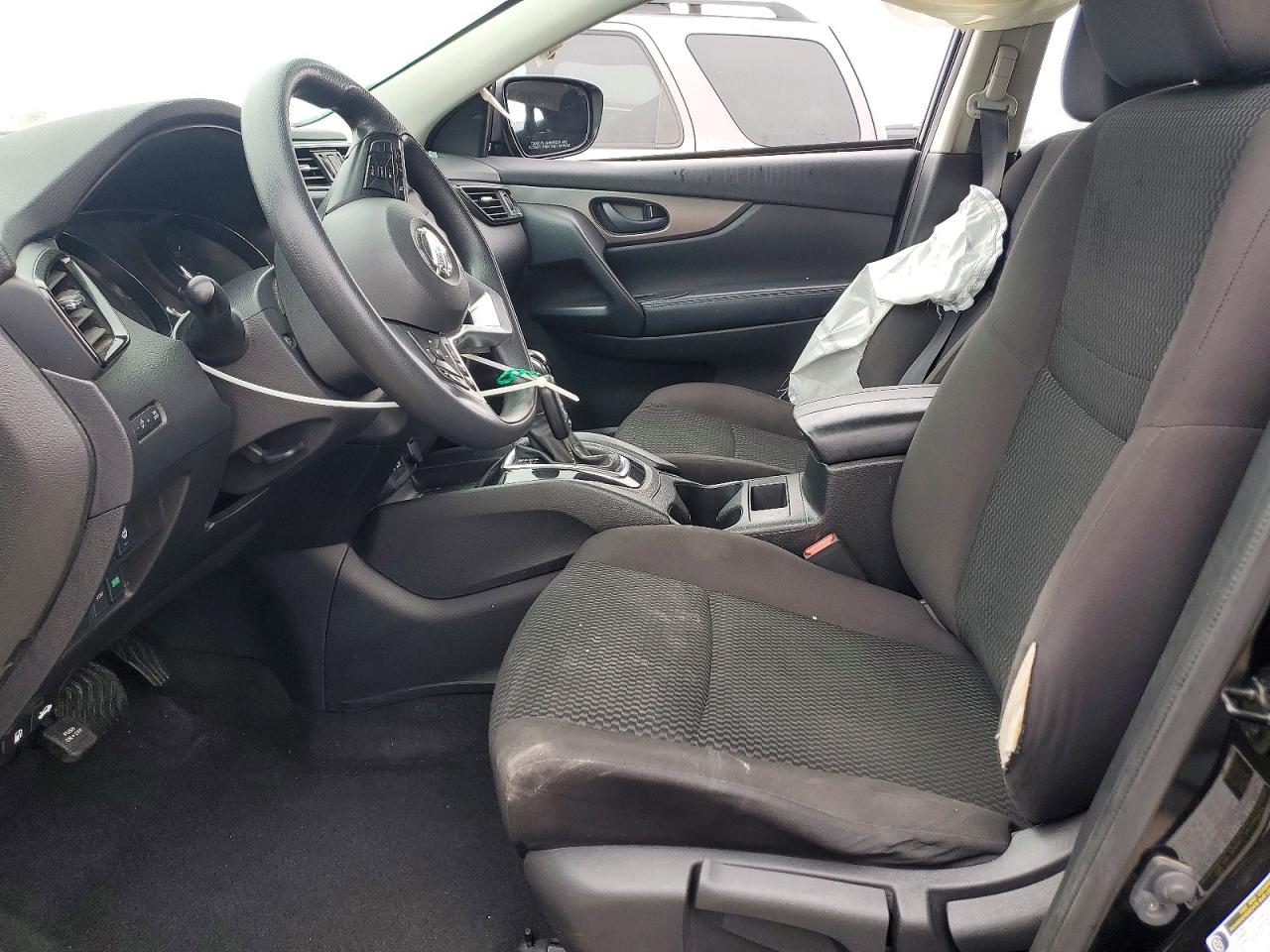 2020 NISSAN ROGUE SPORT S photo 7