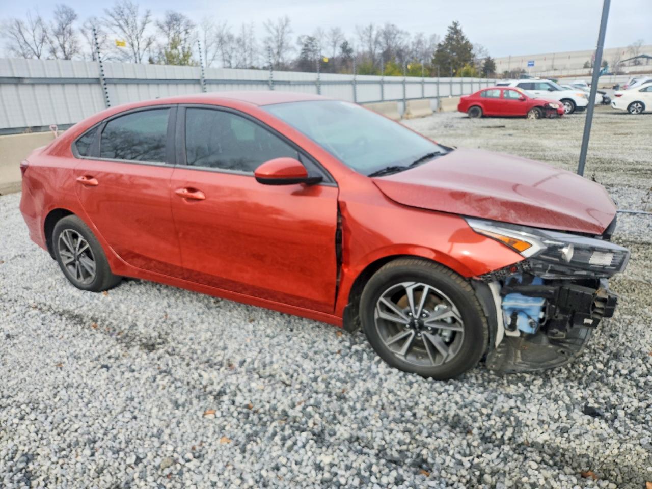 2024 KIA FORTE LX photo 4