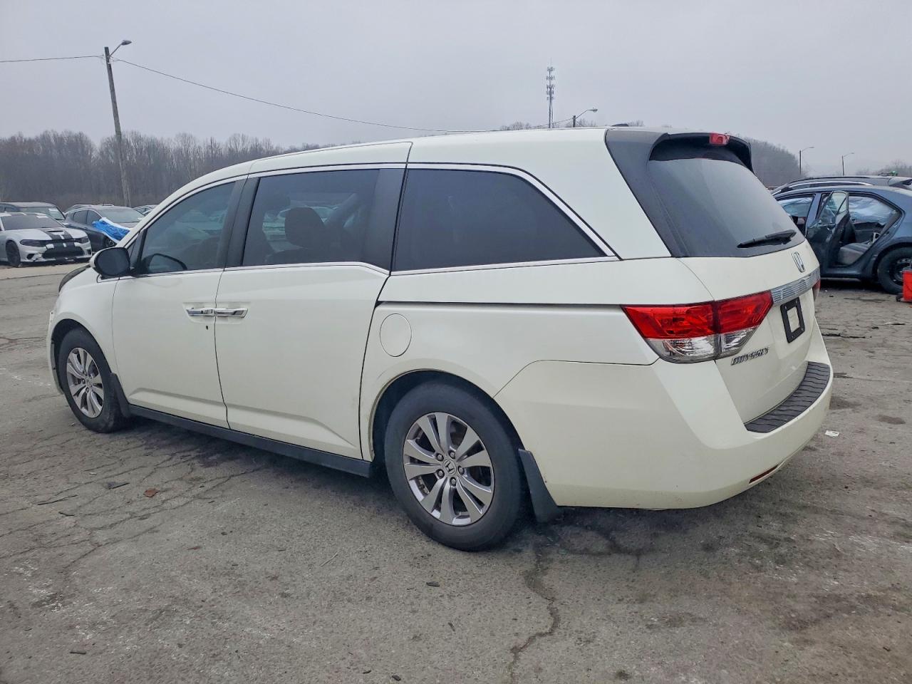 2016 HONDA ODYSSEY EXL photo 2