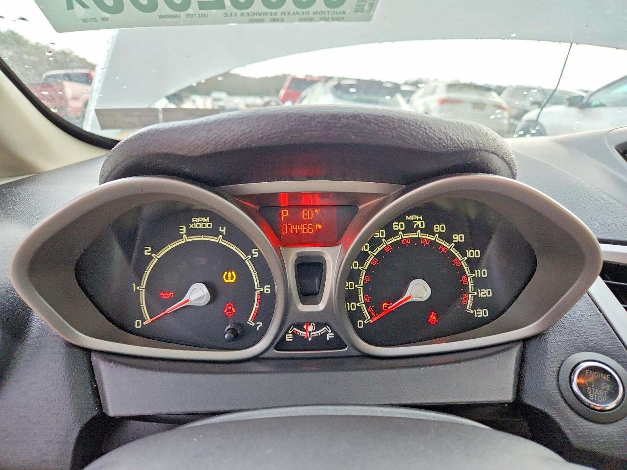 2011 FORD FIESTA SEL photo 9