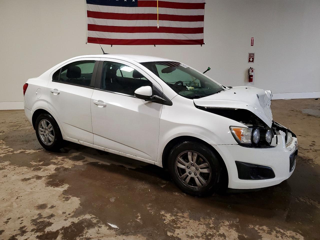 2014 CHEVROLET SONIC LT photo 4