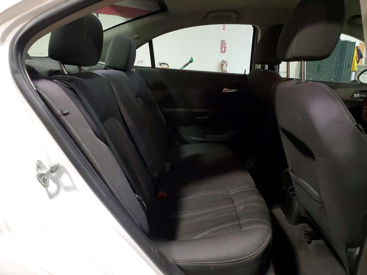 2014 CHEVROLET SONIC LT photo 10