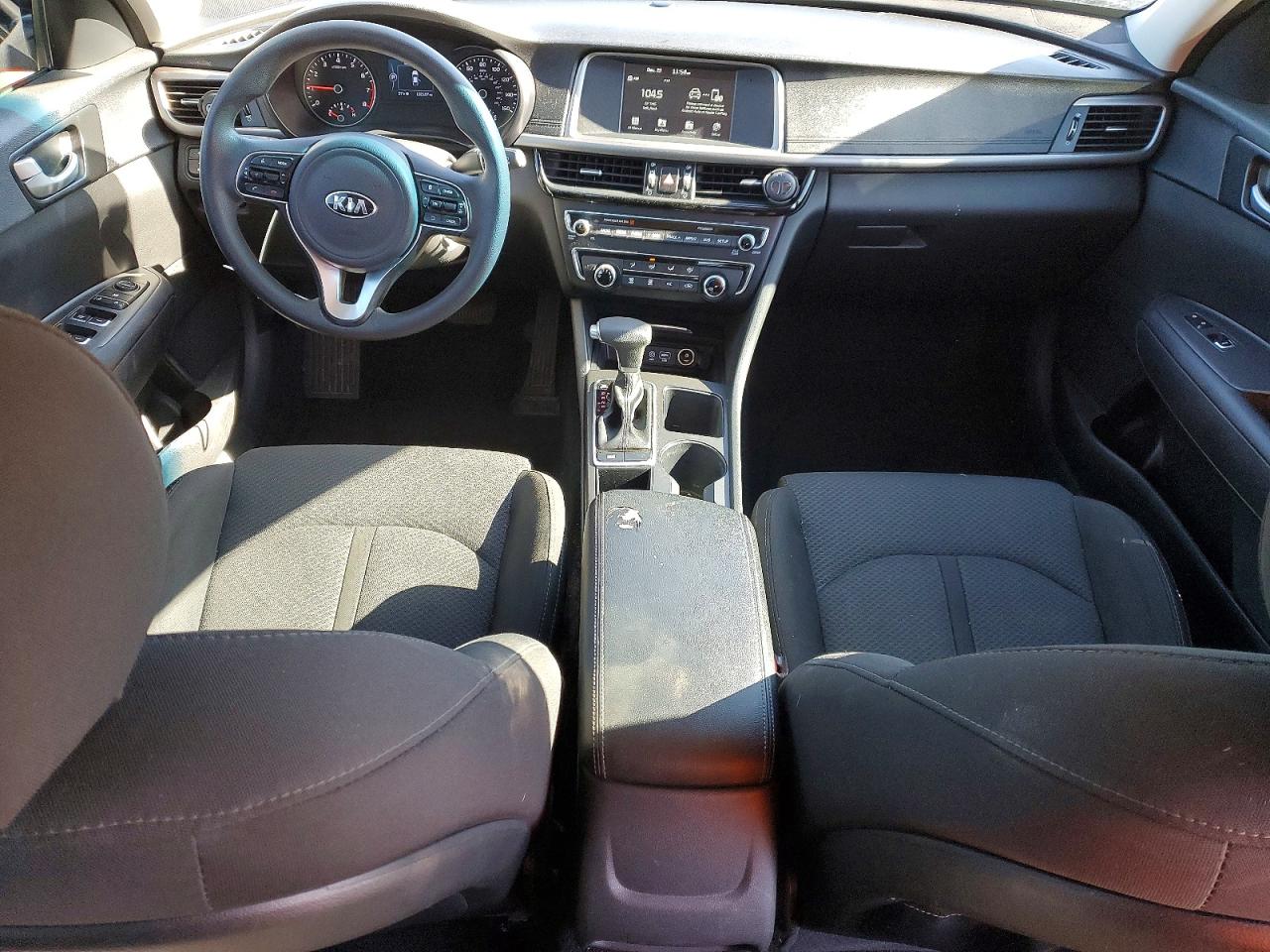 2018 KIA OPTIMA LX photo 8