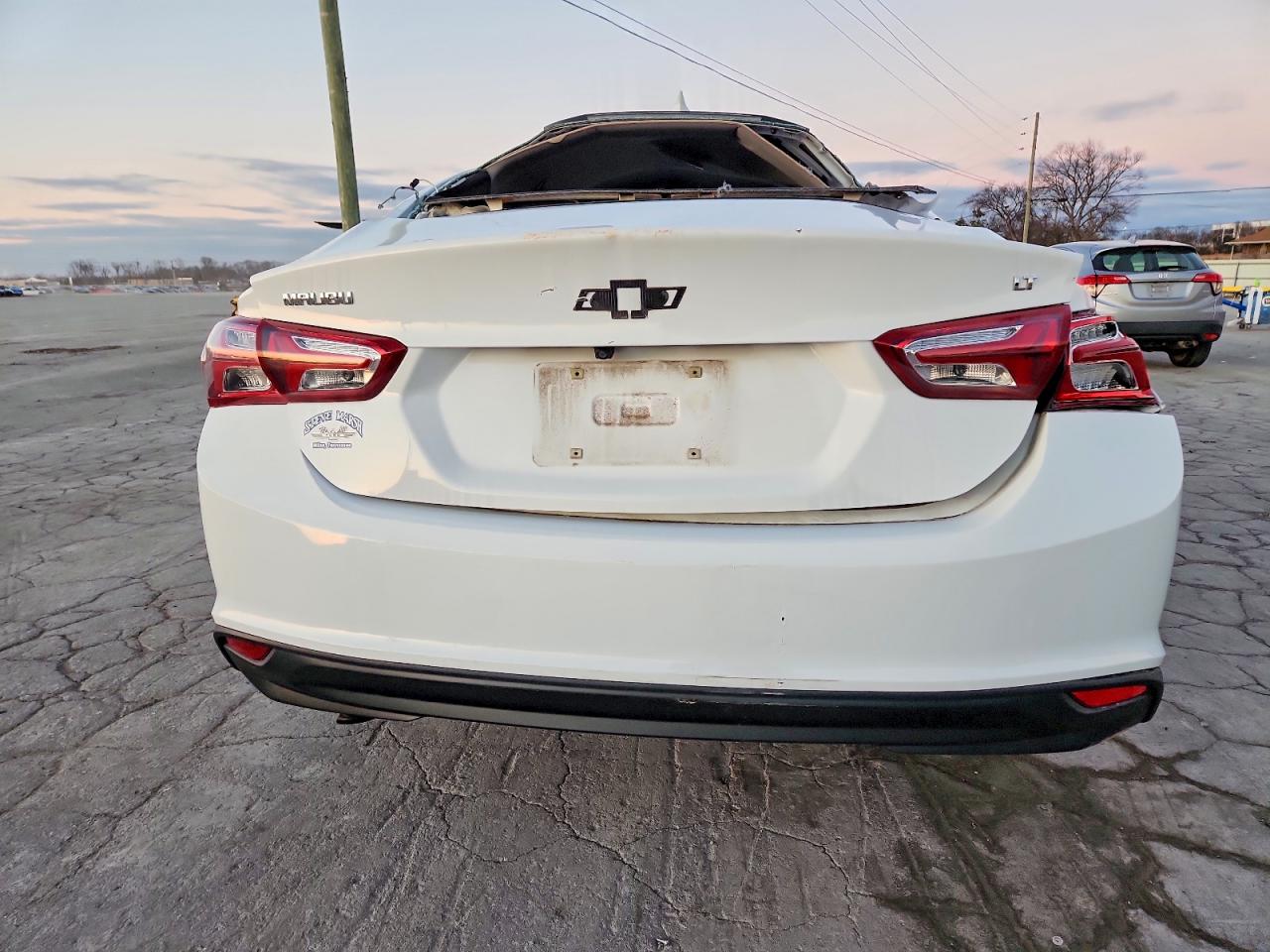 2020 CHEVROLET MALIBU LT photo 6