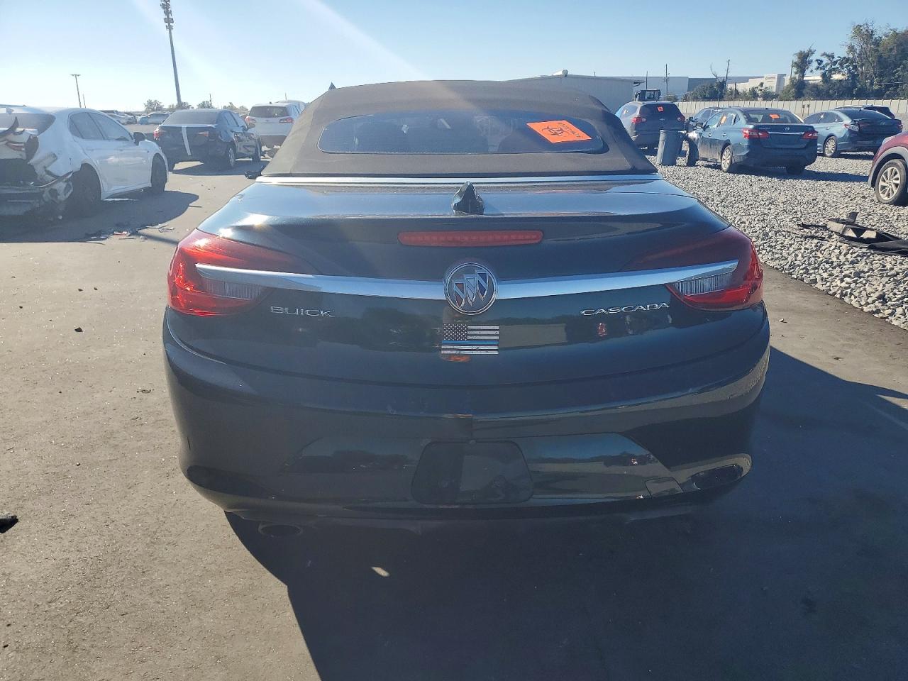 2018 BUICK CASCADA SPORT TOURING photo 6