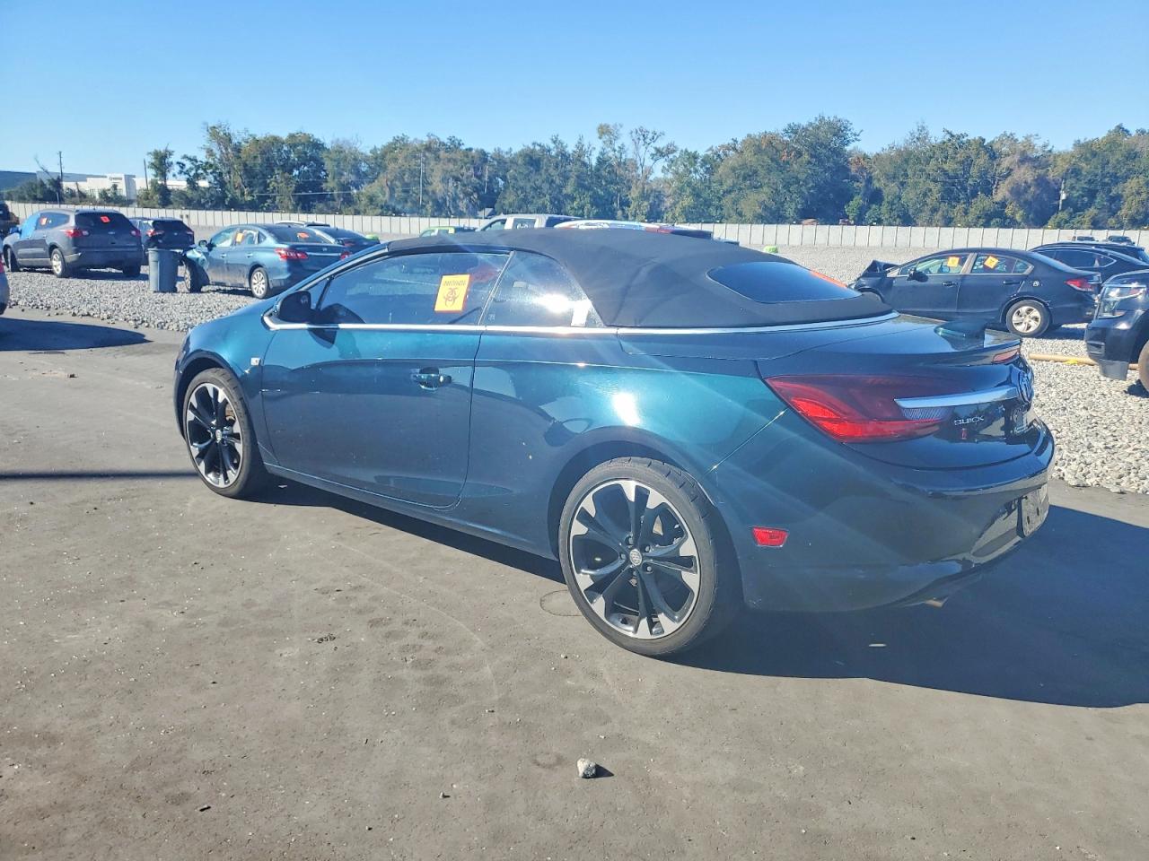 2018 BUICK CASCADA SPORT TOURING photo 2