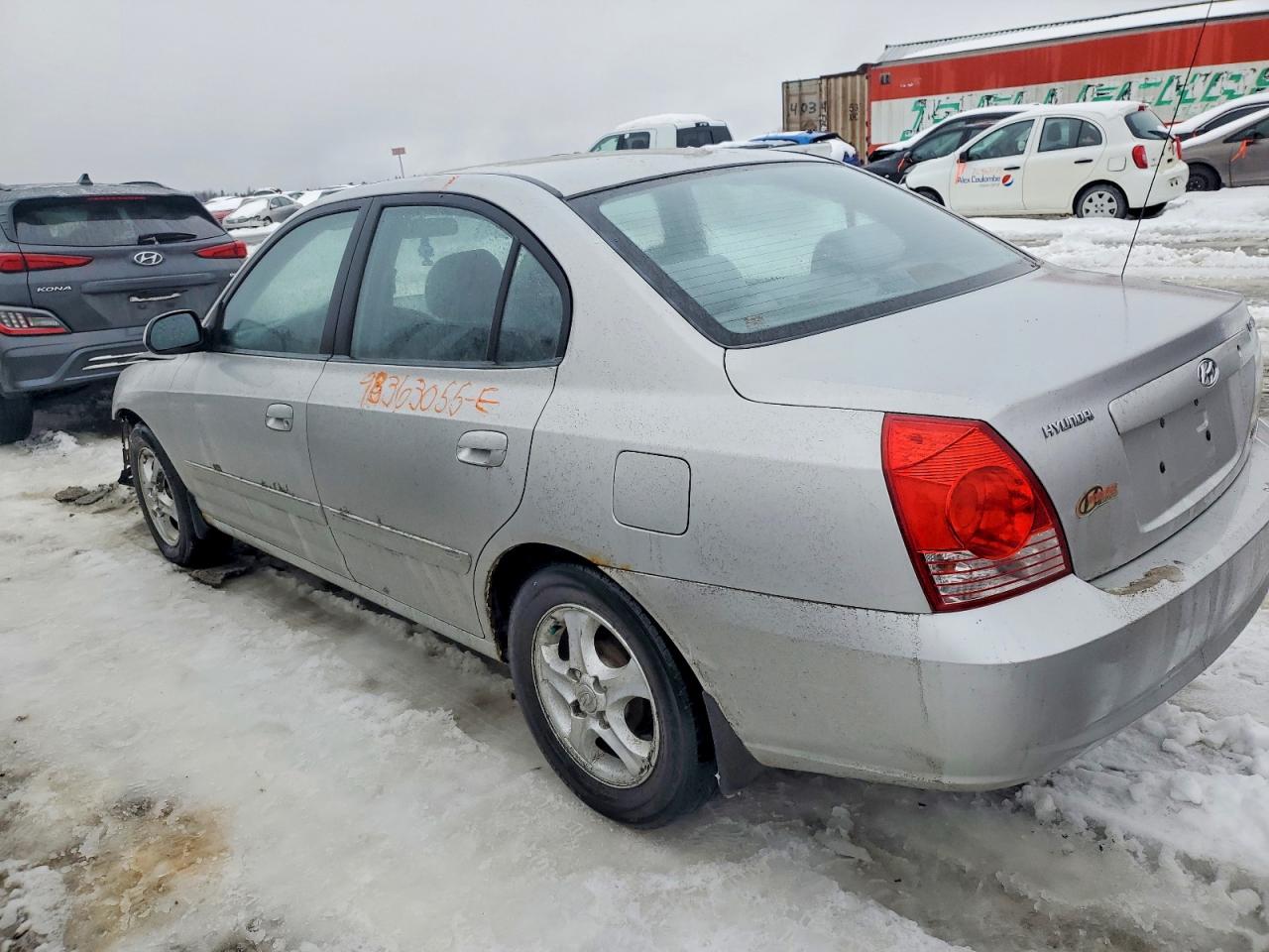 2004 HYUNDAI ELANTRA GLS photo 2