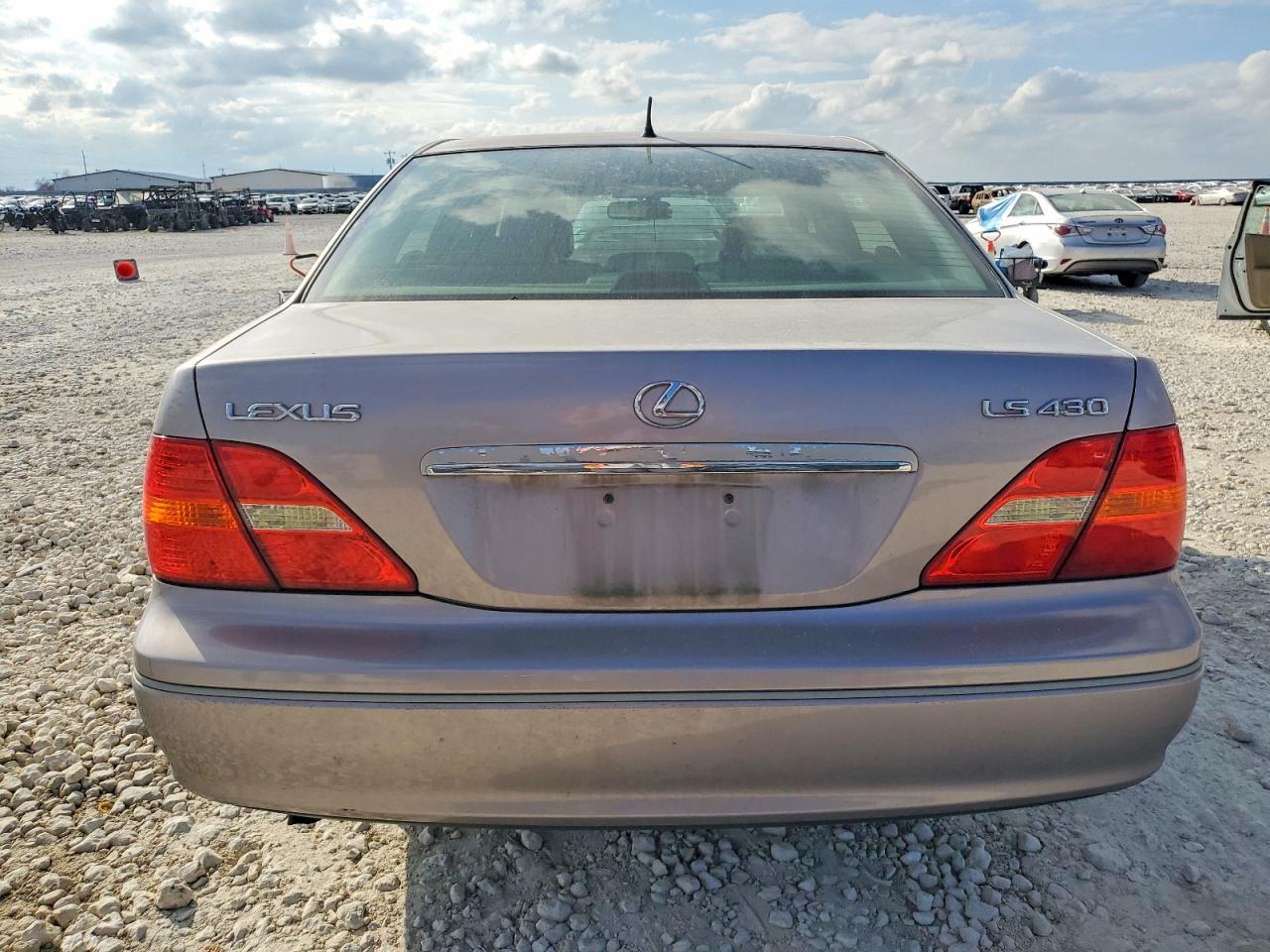 2001 LEXUS LS 430 photo 6