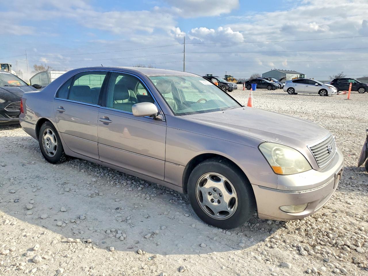 2001 LEXUS LS 430 photo 4