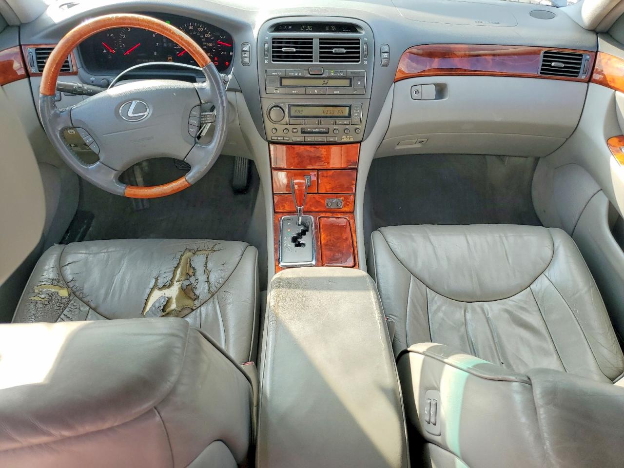 2001 LEXUS LS 430 photo 8