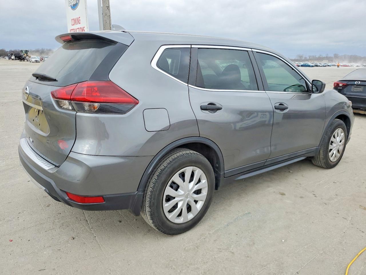 2020 NISSAN ROGUE S photo 3