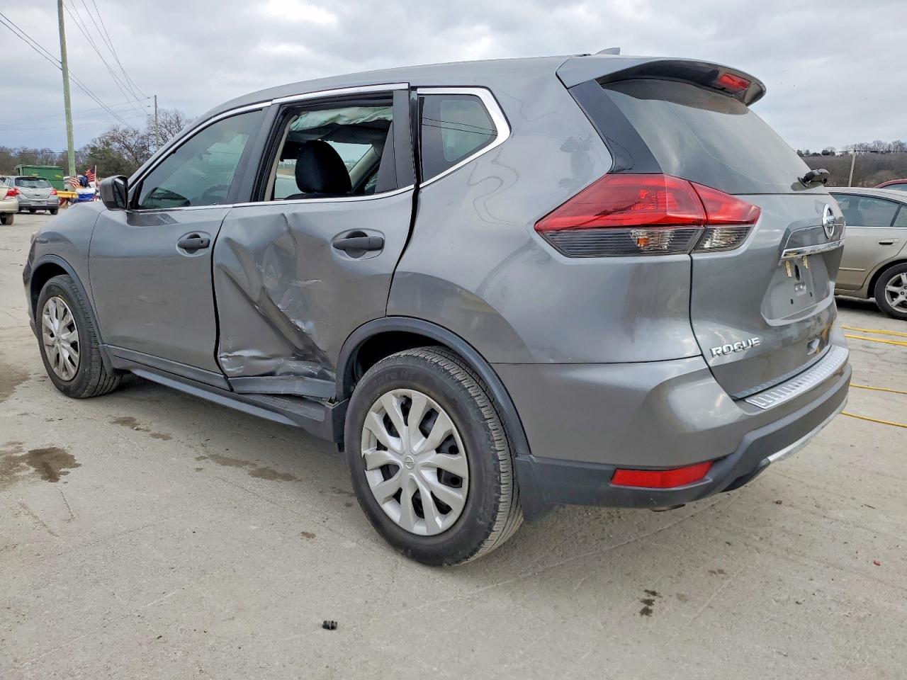2020 NISSAN ROGUE S photo 2
