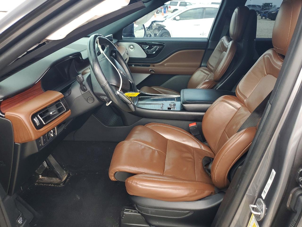 2021 LINCOLN AVIATOR GRAND TOURING photo 7
