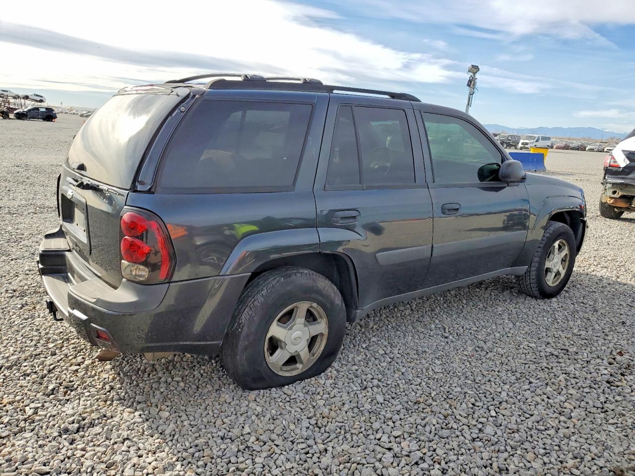 2005 CHEVROLET TRAILBLAZER LS photo 3