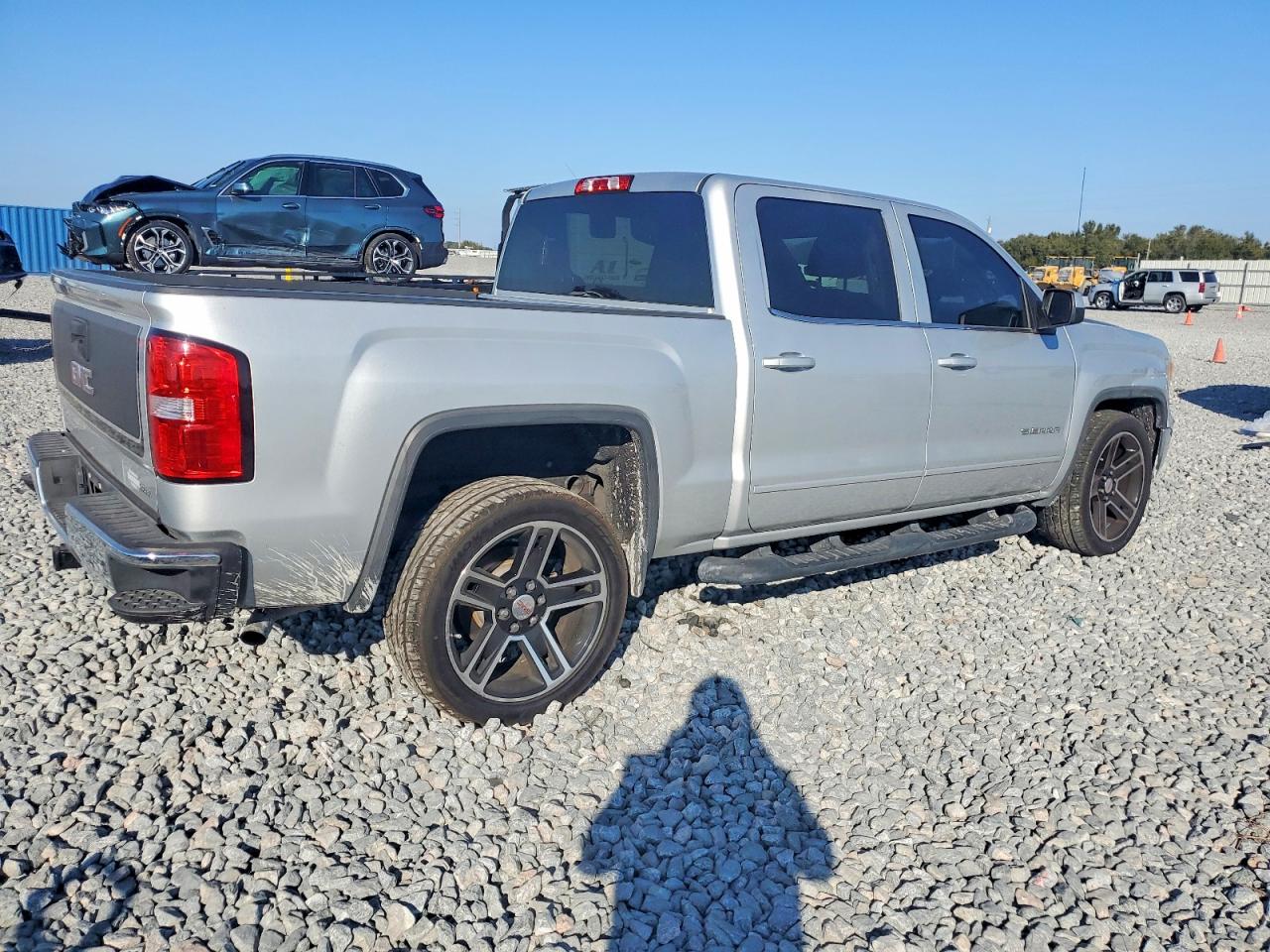 2015 GMC SIERRA C1500 SLE photo 3