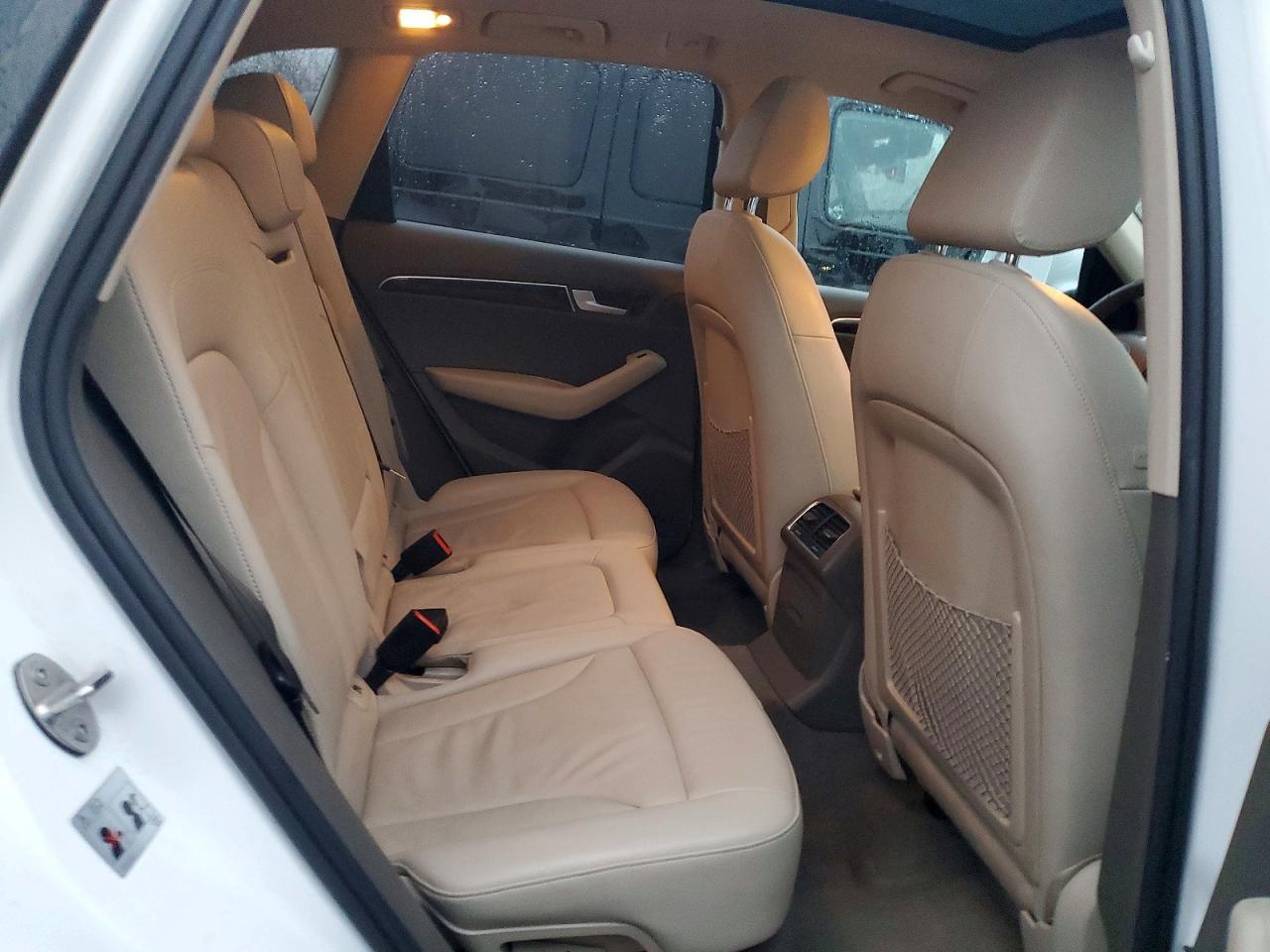 2012 AUDI Q5 PREMIUM photo 11