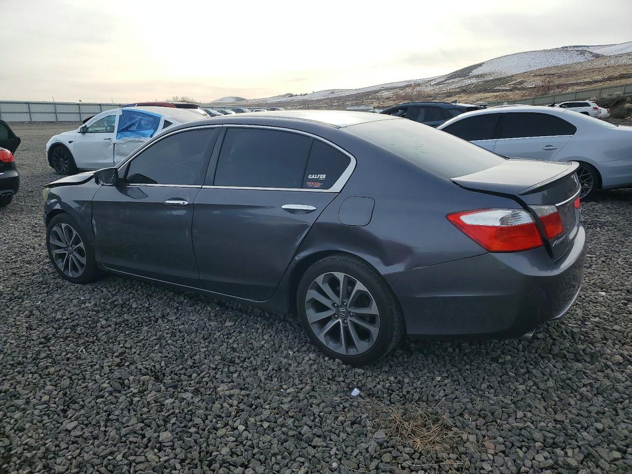 2015 HONDA ACCORD SPORT photo 2