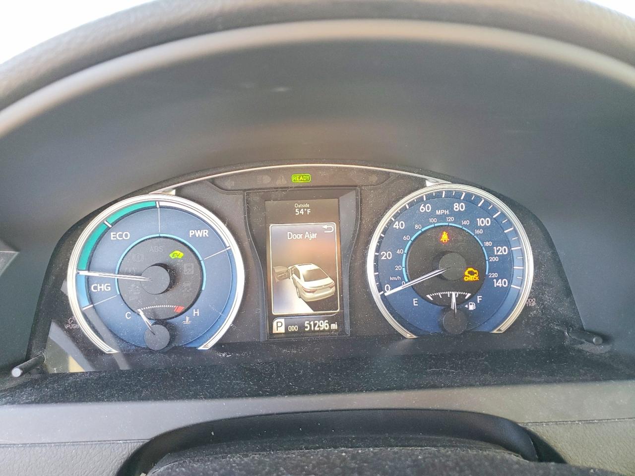 2017 TOYOTA CAMRY HYBRID photo 9