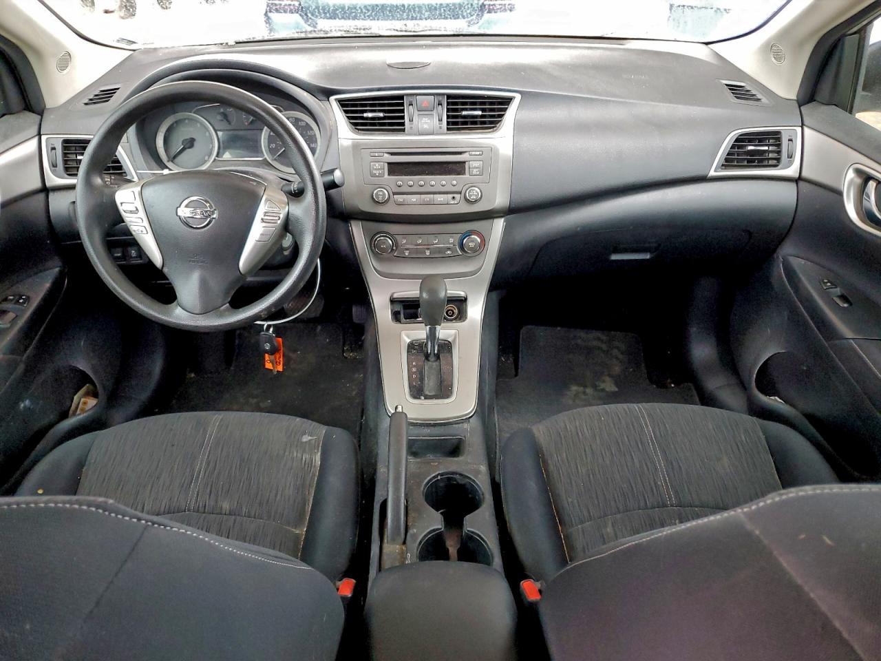 2014 NISSAN SENTRA S photo 8
