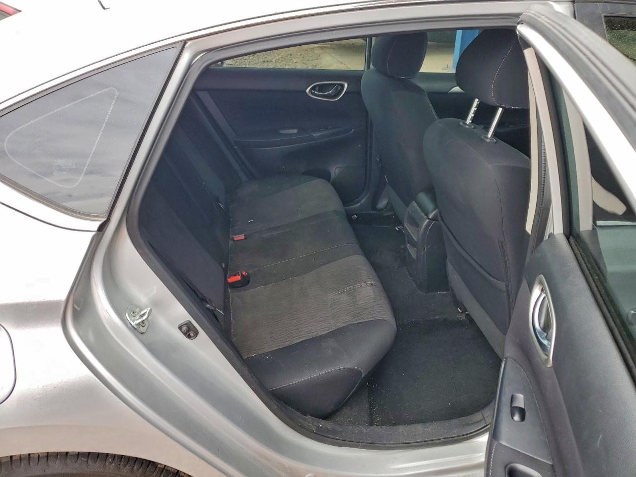 2014 NISSAN SENTRA S photo 10
