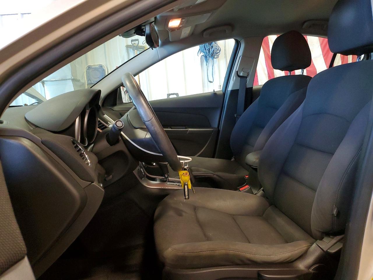 2016 CHEVROLET CRUZE LIMITED LT photo 7