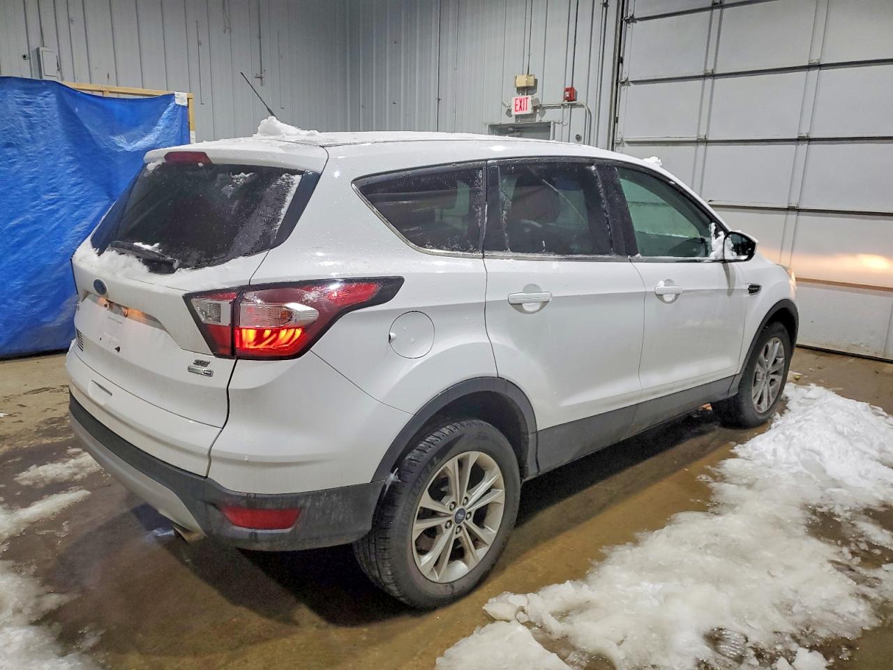 2017 FORD ESCAPE SE photo 3