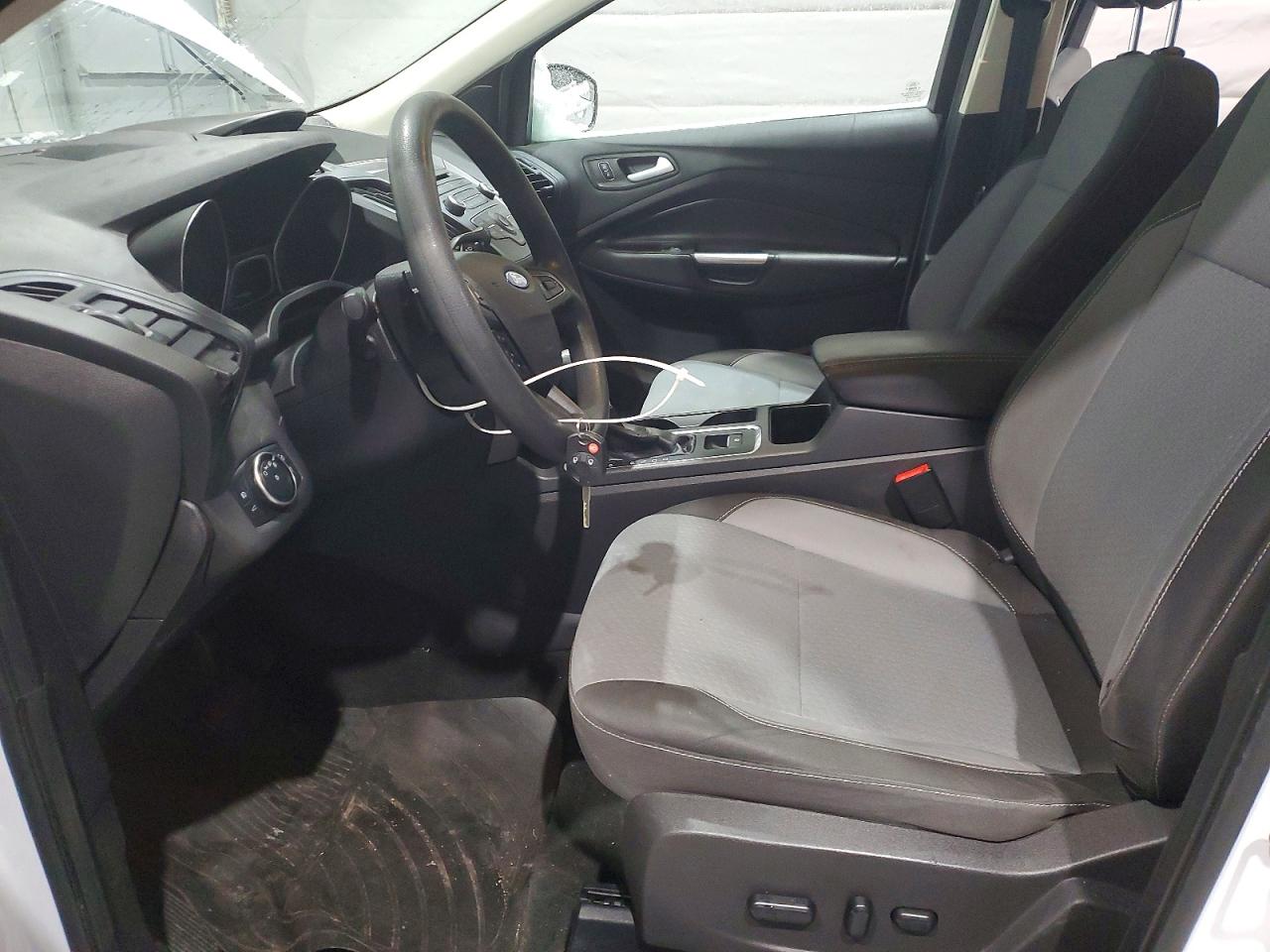2017 FORD ESCAPE SE photo 7