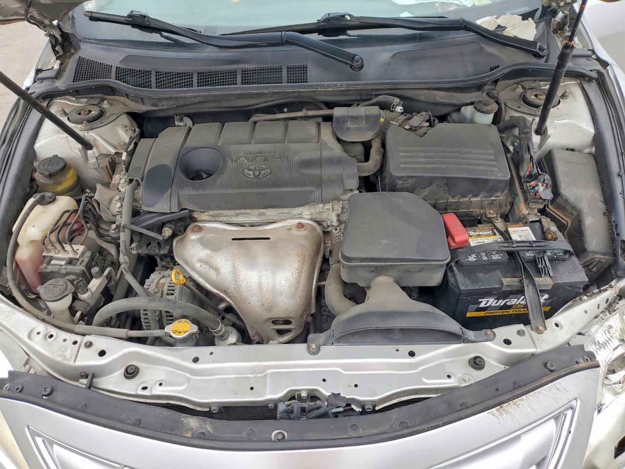 2011 TOYOTA CAMRY BASE photo 11